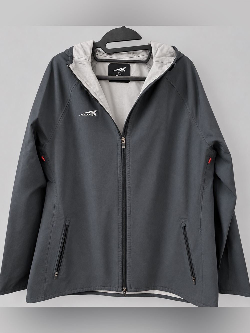 Altra Women’s XL Water Resistant Hooded Running Jacket Gray Windbreaker